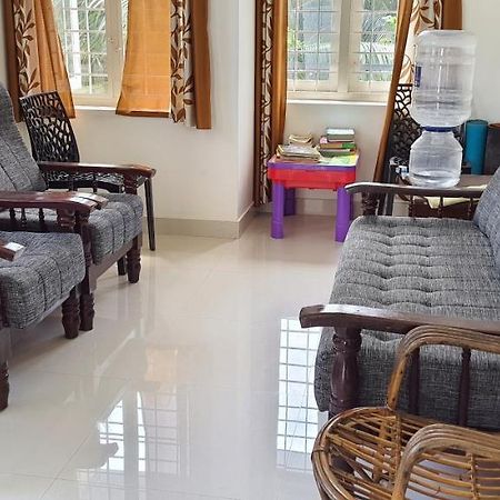The Pod Cochin Homestay Kochi Exterior photo