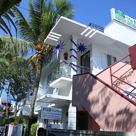 The Pod Cochin Homestay Kochi Exterior photo