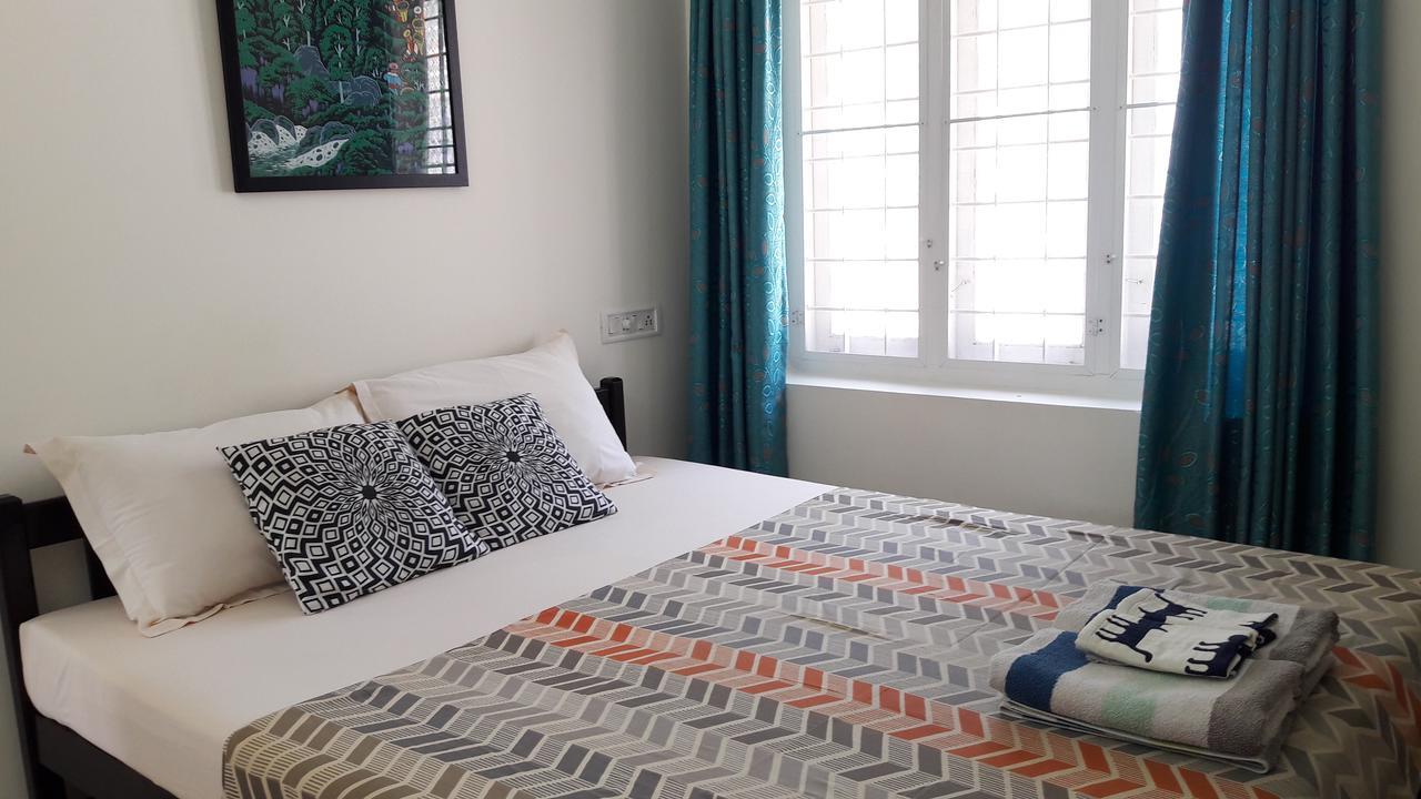 The Pod Cochin Homestay Kochi Exterior photo