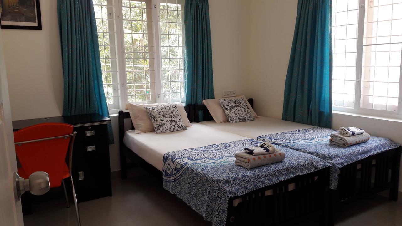 The Pod Cochin Homestay Kochi Exterior photo